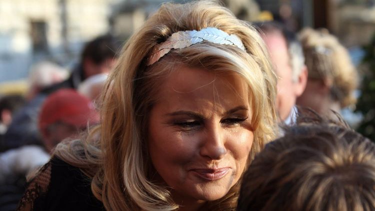 Jennifer Coolidge Returns to 'The Watcher' Season 2 as Karen